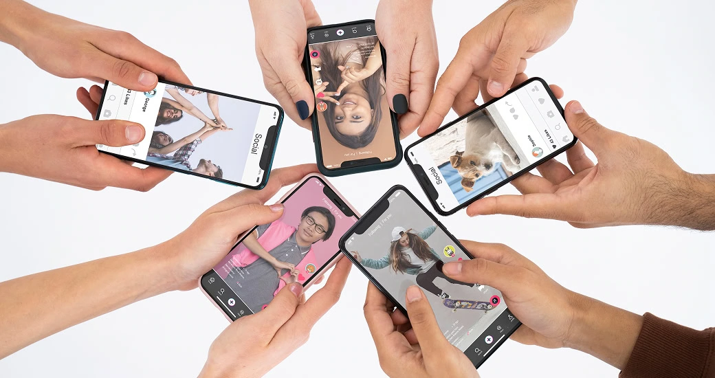 developing an interactive social sharing app for our client with native app development