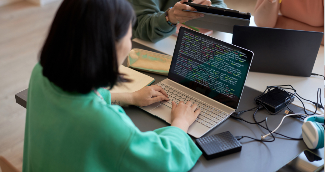 SaaS Application Development for eCommerce Businesses in 2022 Process Benefits and Challenges